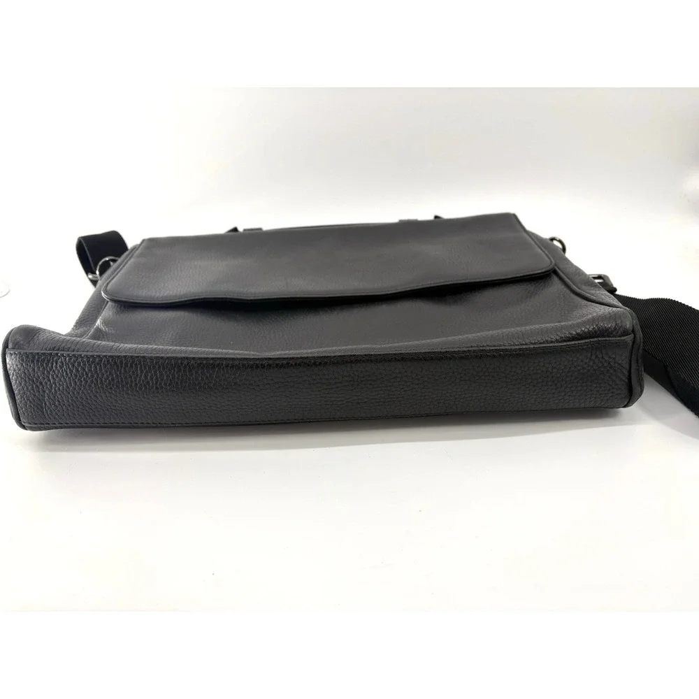 HUGO BOSS Pebbled Leather Laptop Messenger Bag Black Magnetic Gunmetal Hardware
